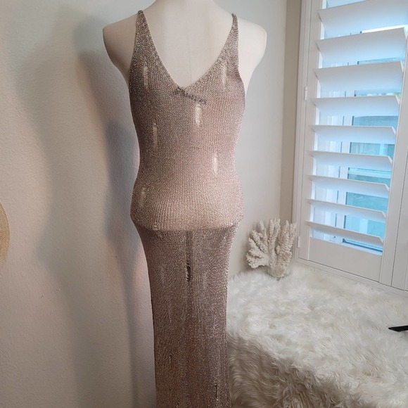 Codigo Mesh Distressed Metallic VNeck Sleeveless Open Front Dress - Picture 13 of 16